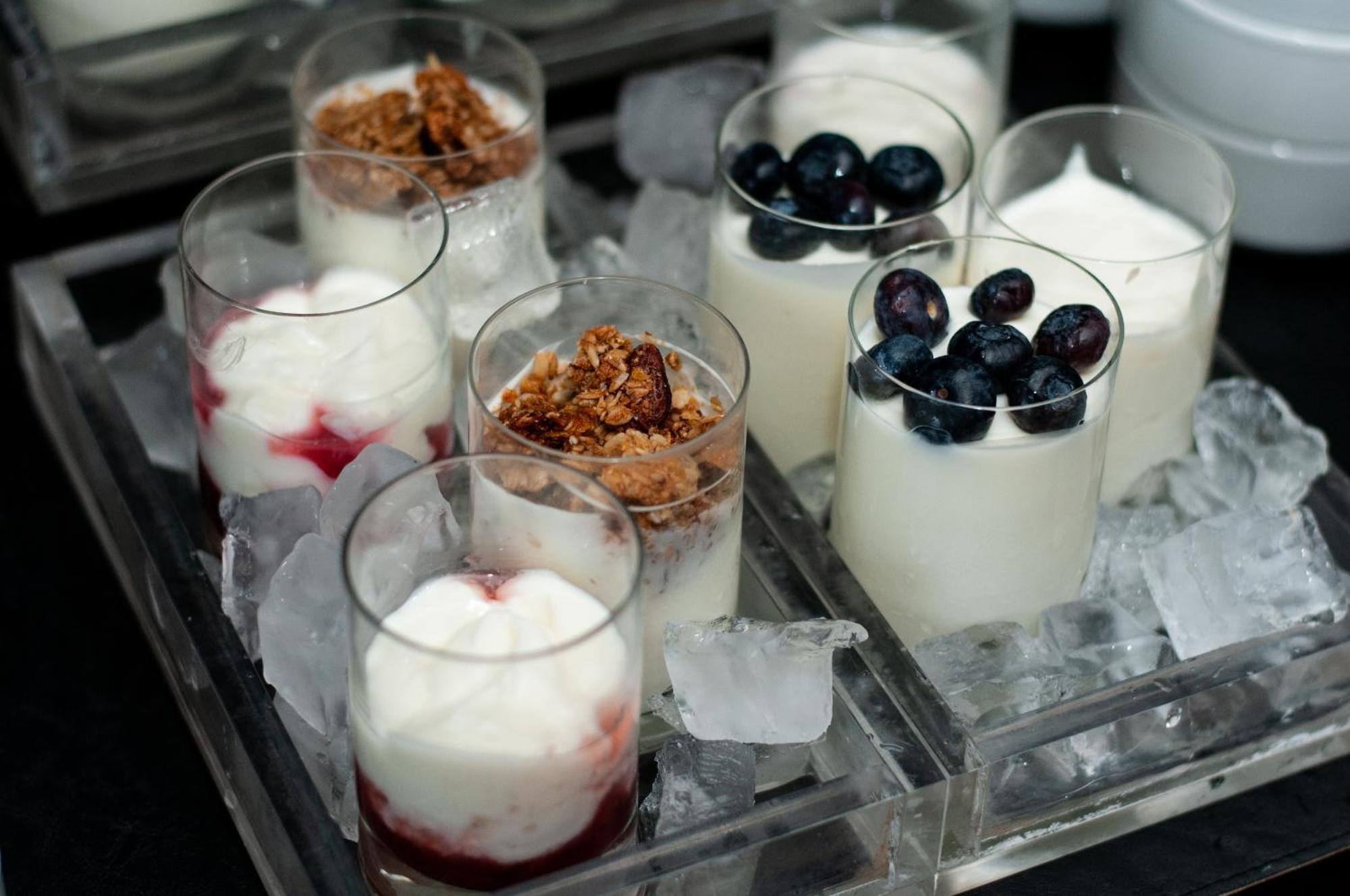Sls Buenos Aires Puerto Madero 호텔 외부 사진 Yogurt with fruit